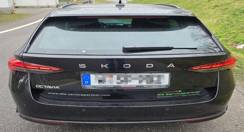 Folierung PKW hinten | die-Servicepartner | Wuppertal NRW